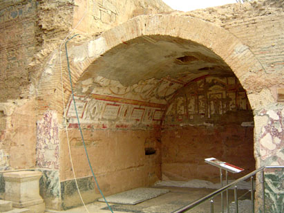 des marbres et fresques dcoraient les murs 