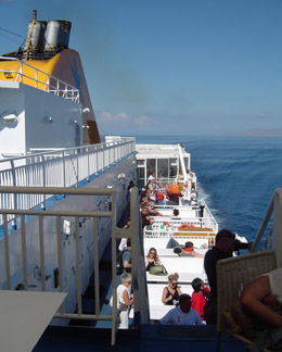 ferry du Pire  Karlovasi